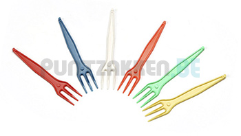 Plastieke friet vorkjes of prikkers, gemengd in verschillende kleuren